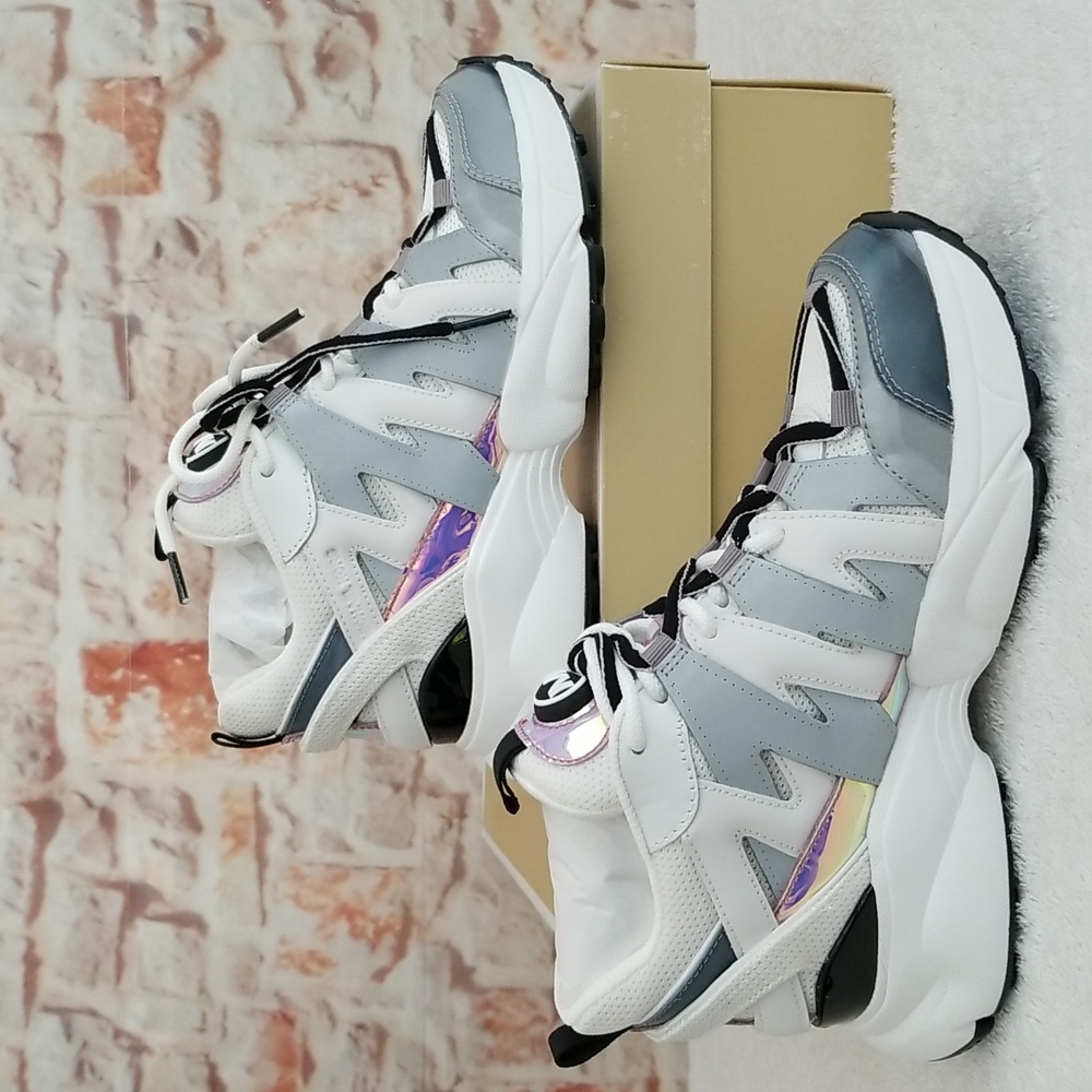 New Michael Kors Hero Trainer Sneakers - Picture 12 of 15